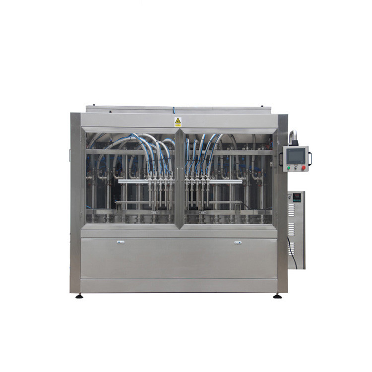 Automatska oprema za bocu s toplom rajčicom